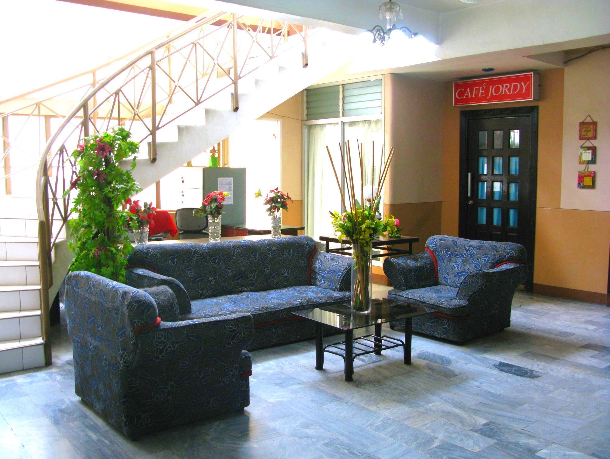 Gv Hotel - Davao City Extérieur photo